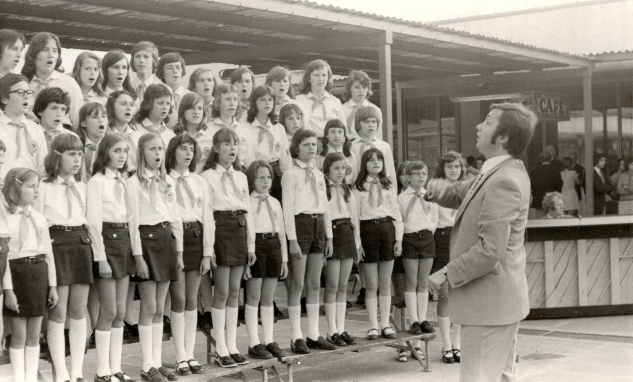 im Juli Konzertreise des Jugendchores nach Budapest&ldquo;